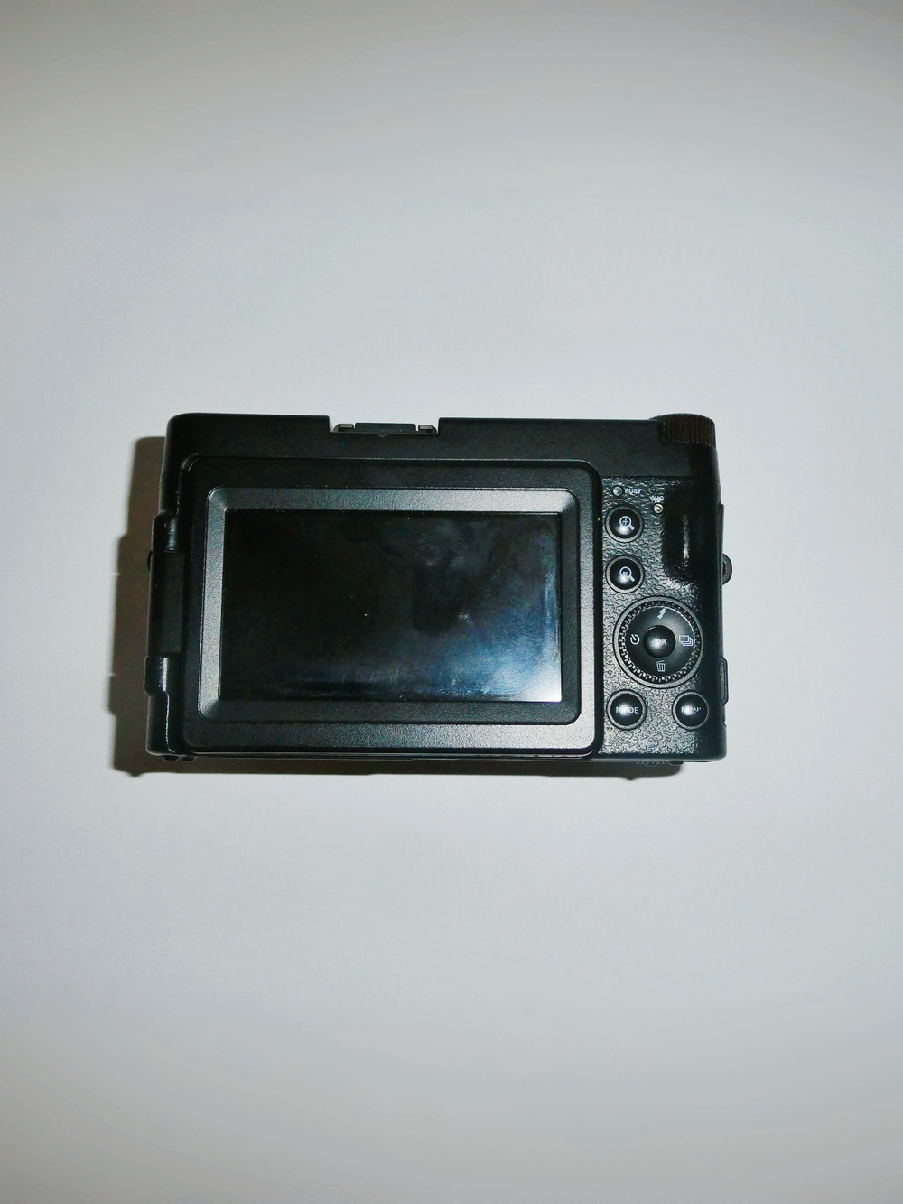 Compact Digital Camera - Black - Picture 2 of 3